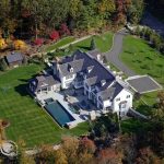 Why Choose a House Extension Over Moving