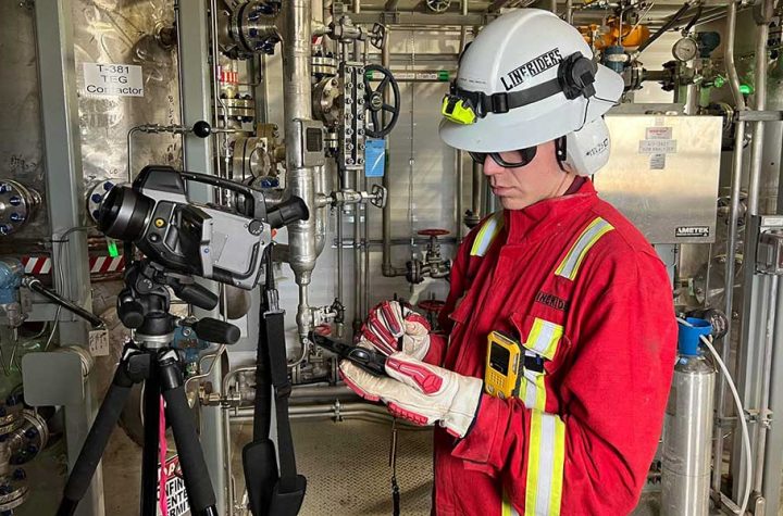 Commercial Electrician